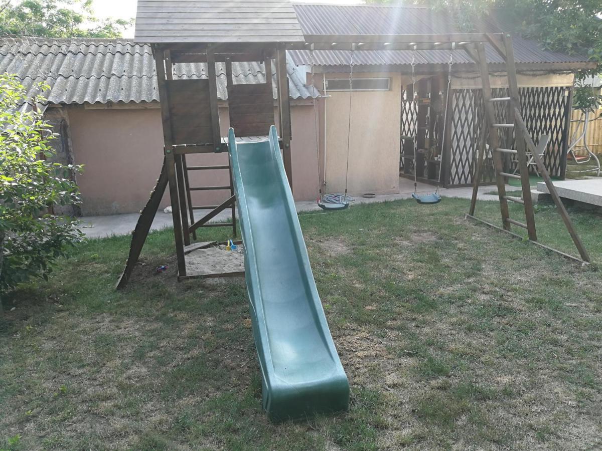 Pensiunea Socrita Corbu  Exterior foto